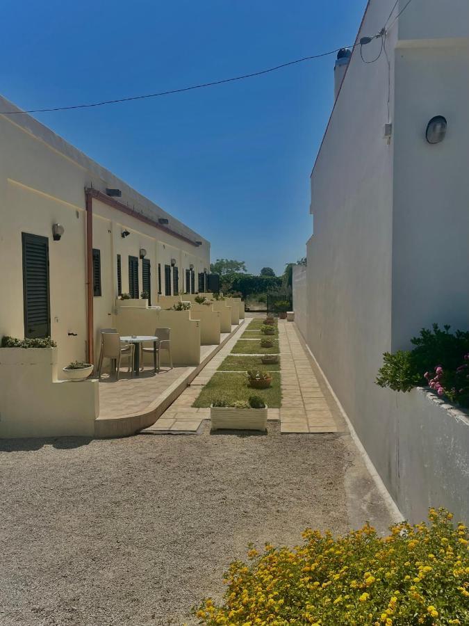 La Rondine Bed And Breakfast Uggiano La Chiesa Bagian luar foto